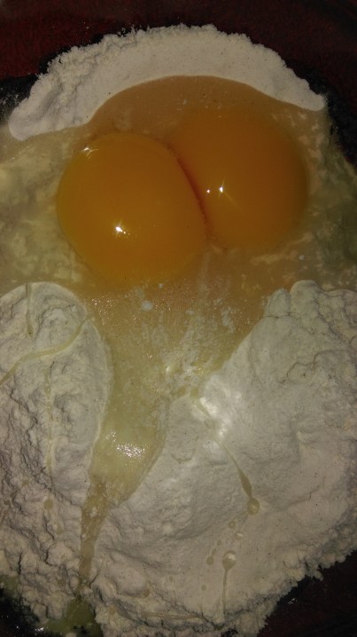 egg_yolks_and_flour