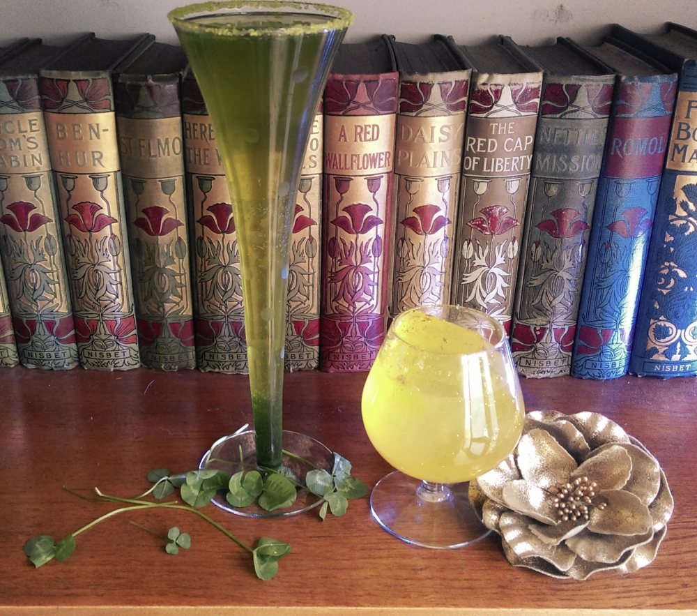 lucky_shamrock_pot_of_gold_cocktails