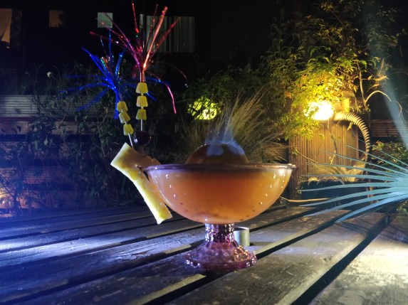 flaming_volcano_tiki_cocktail4