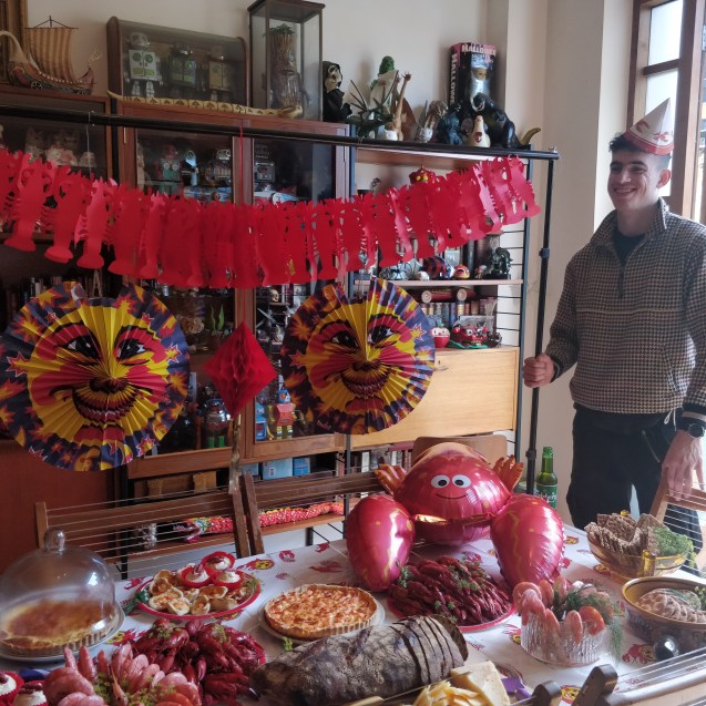 kräftskiva party supplies