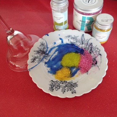 glass_rim_coloured_sugars