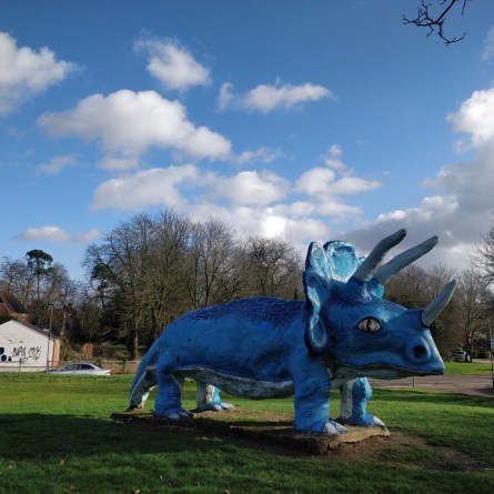 peartree_bridge_dinosaur_milton_keynes